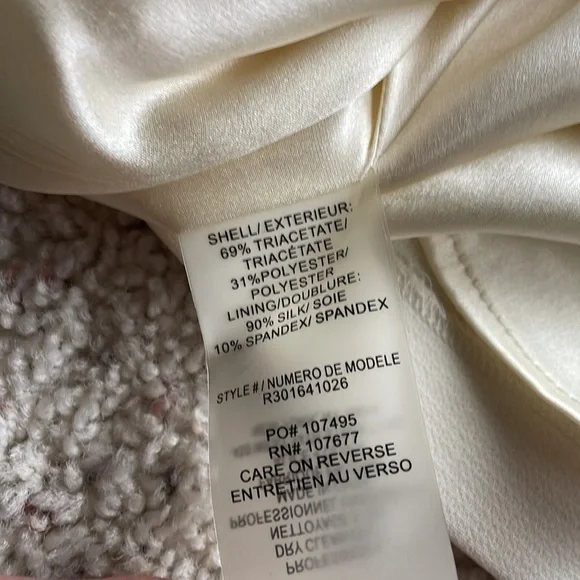 🆕ALICE & OLIVIA Ivory Peplum Dress sz 2